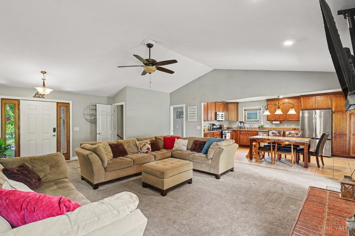 8356 Lakevalley Drive