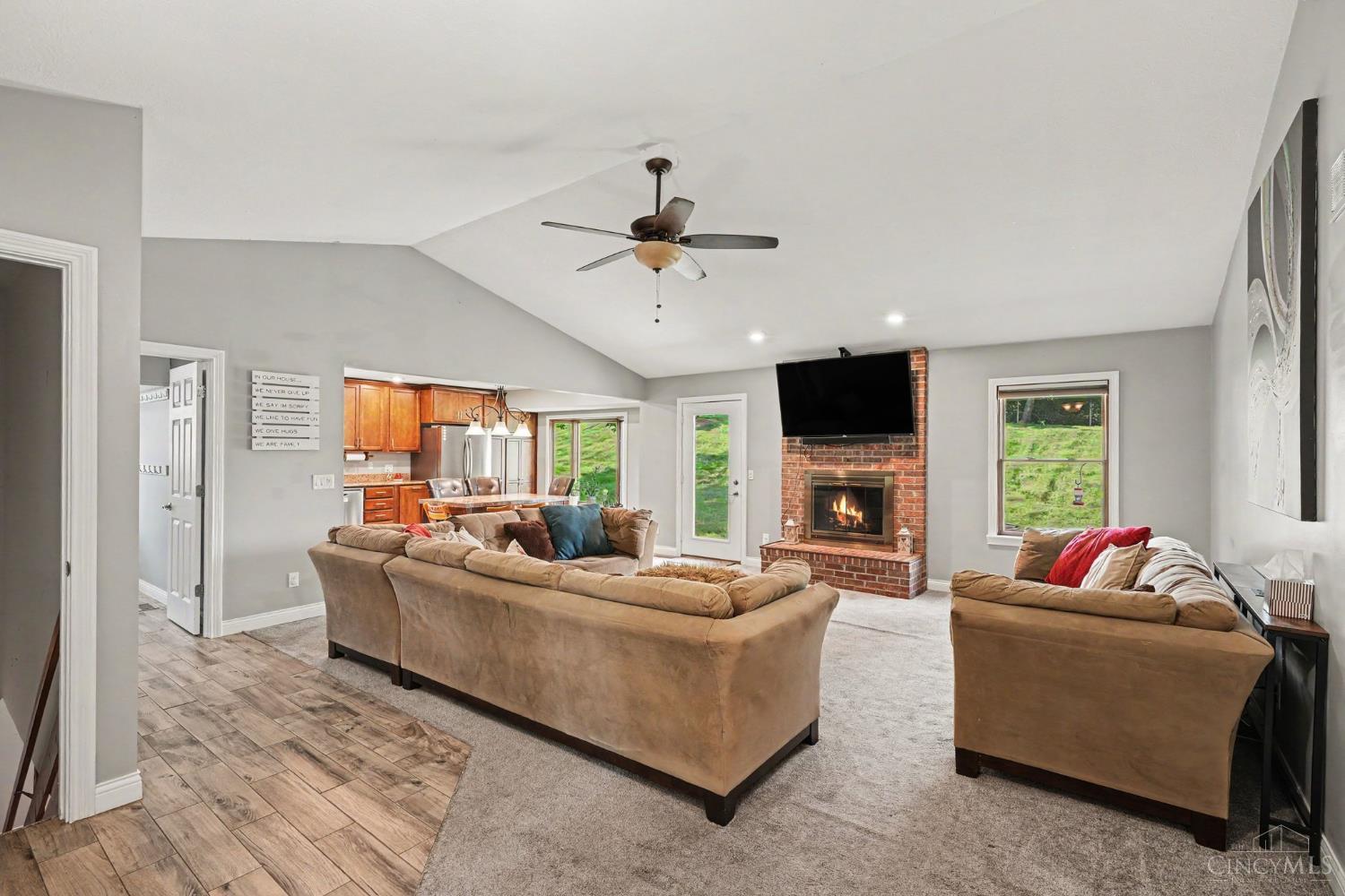 8356 Lakevalley Drive