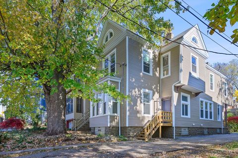 Multifamily For Sale - 2232 Kemper Lane<br/> Cincinnati, OH 45206