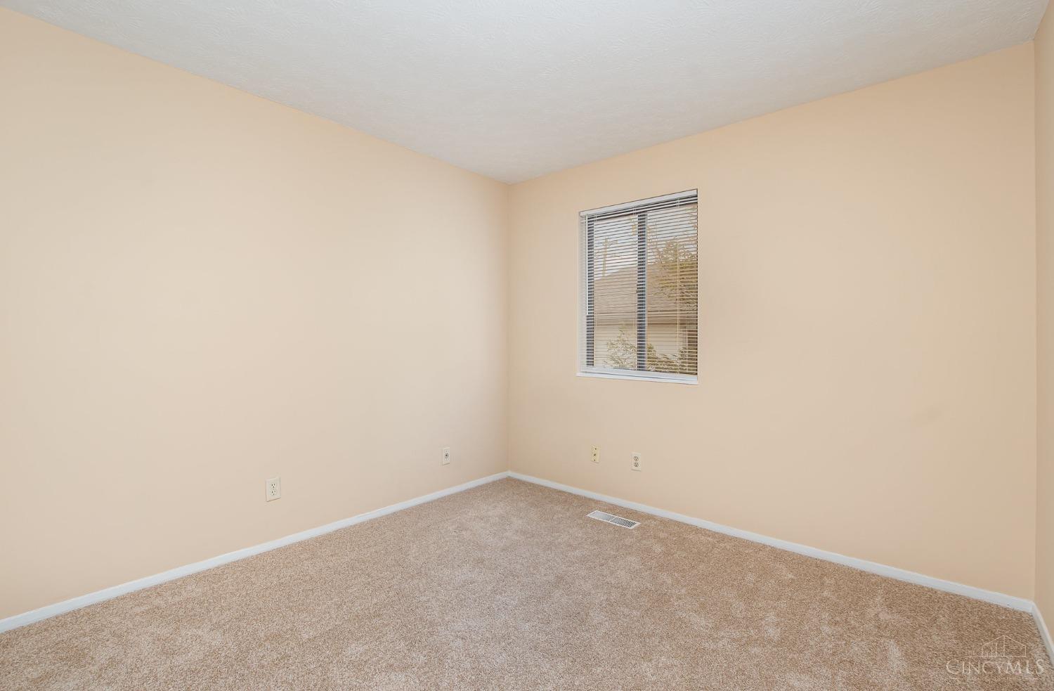 982 E Crescentville Road, West Chester, Ohio image 12