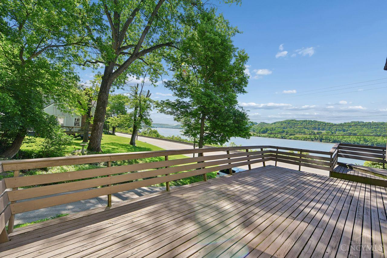 5636 River Road