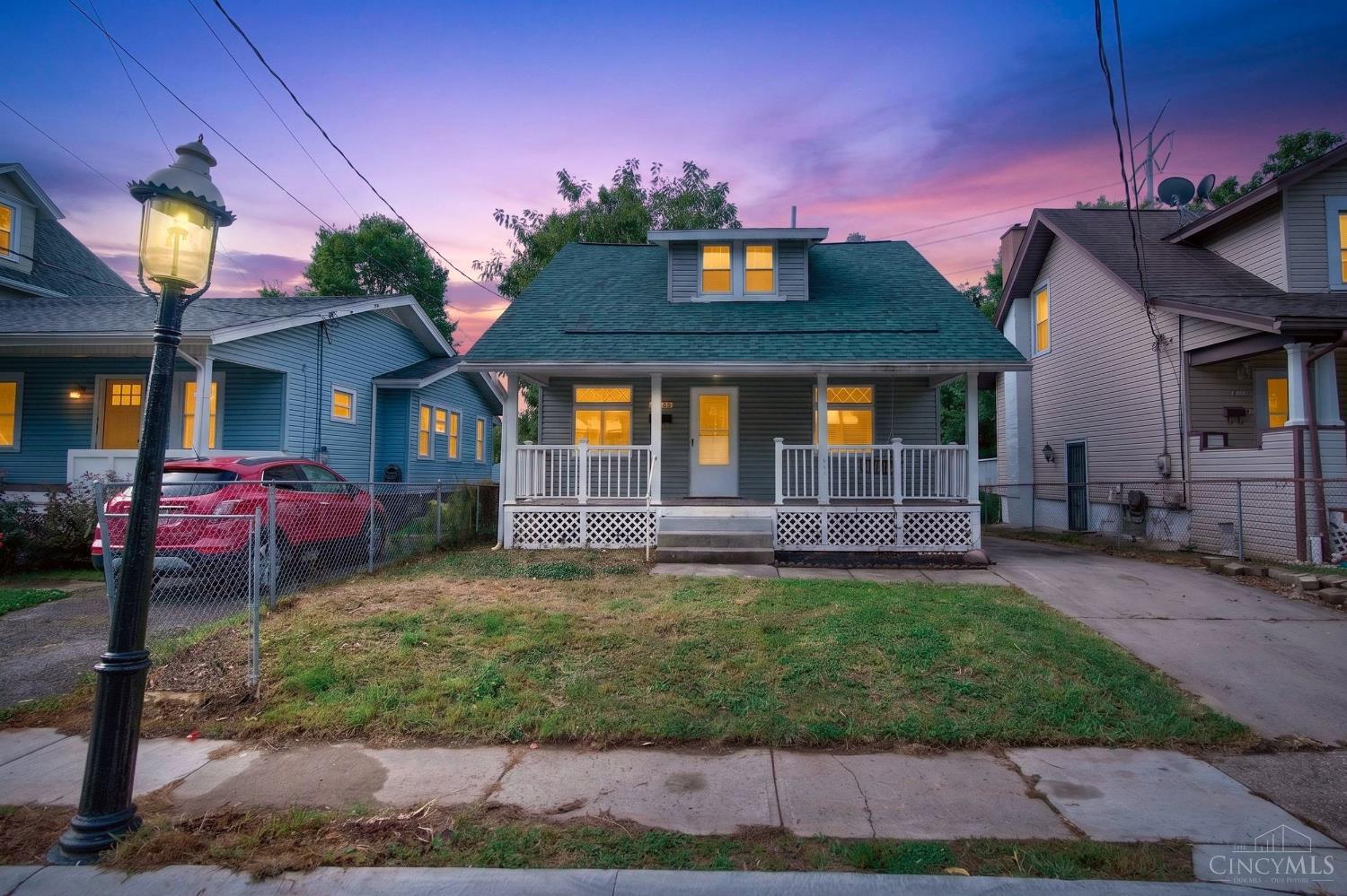2731 Lawndale Avenue