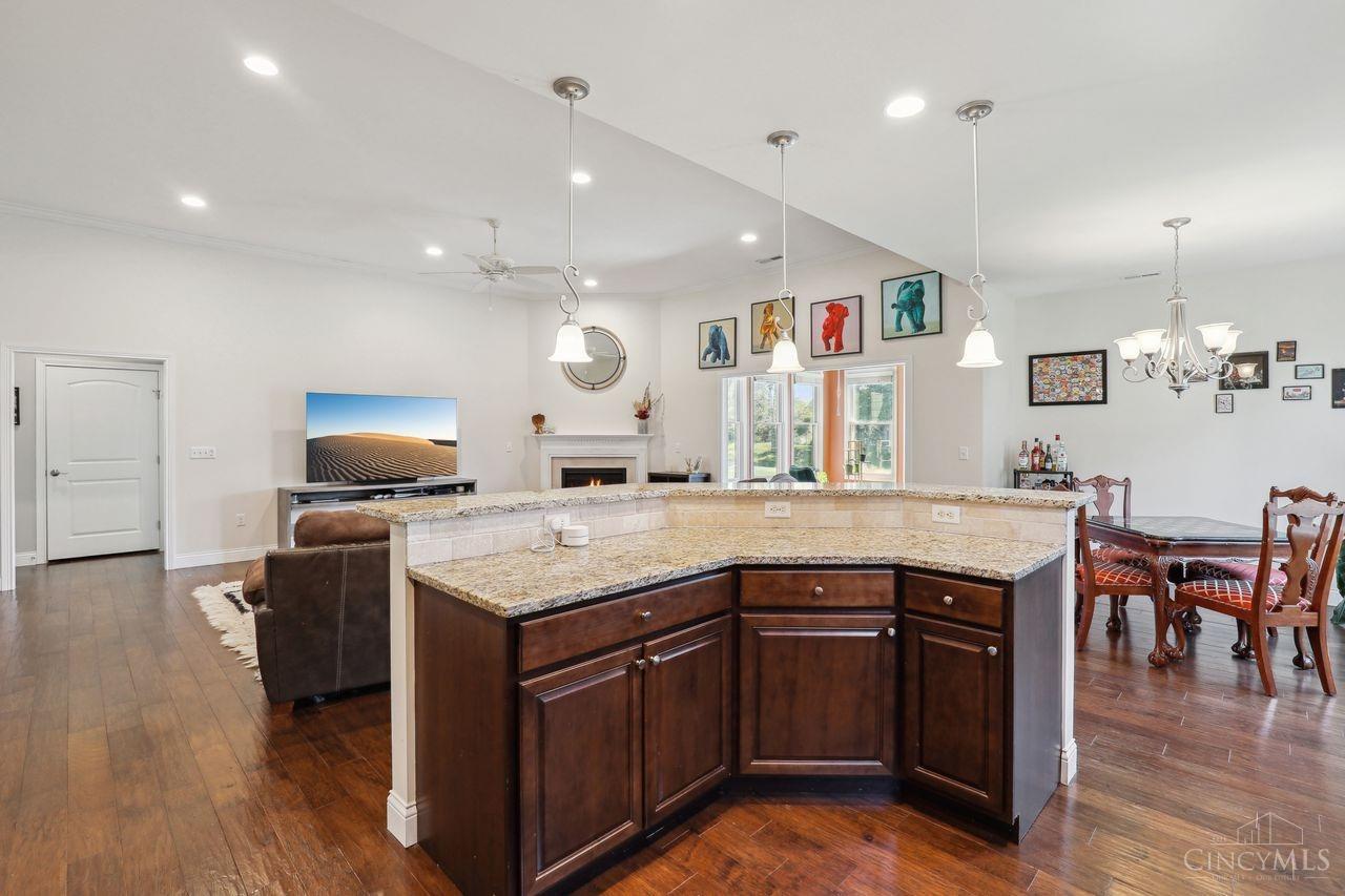 16 Anchor Lane, Springboro, Ohio image 11