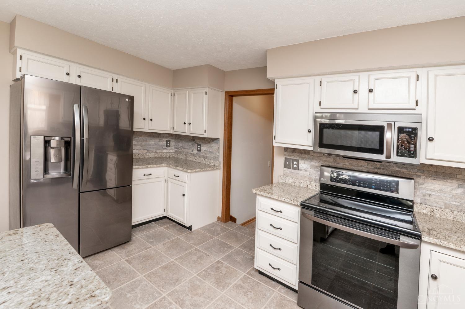 6774 Tyler Court, Mason, Ohio image 14