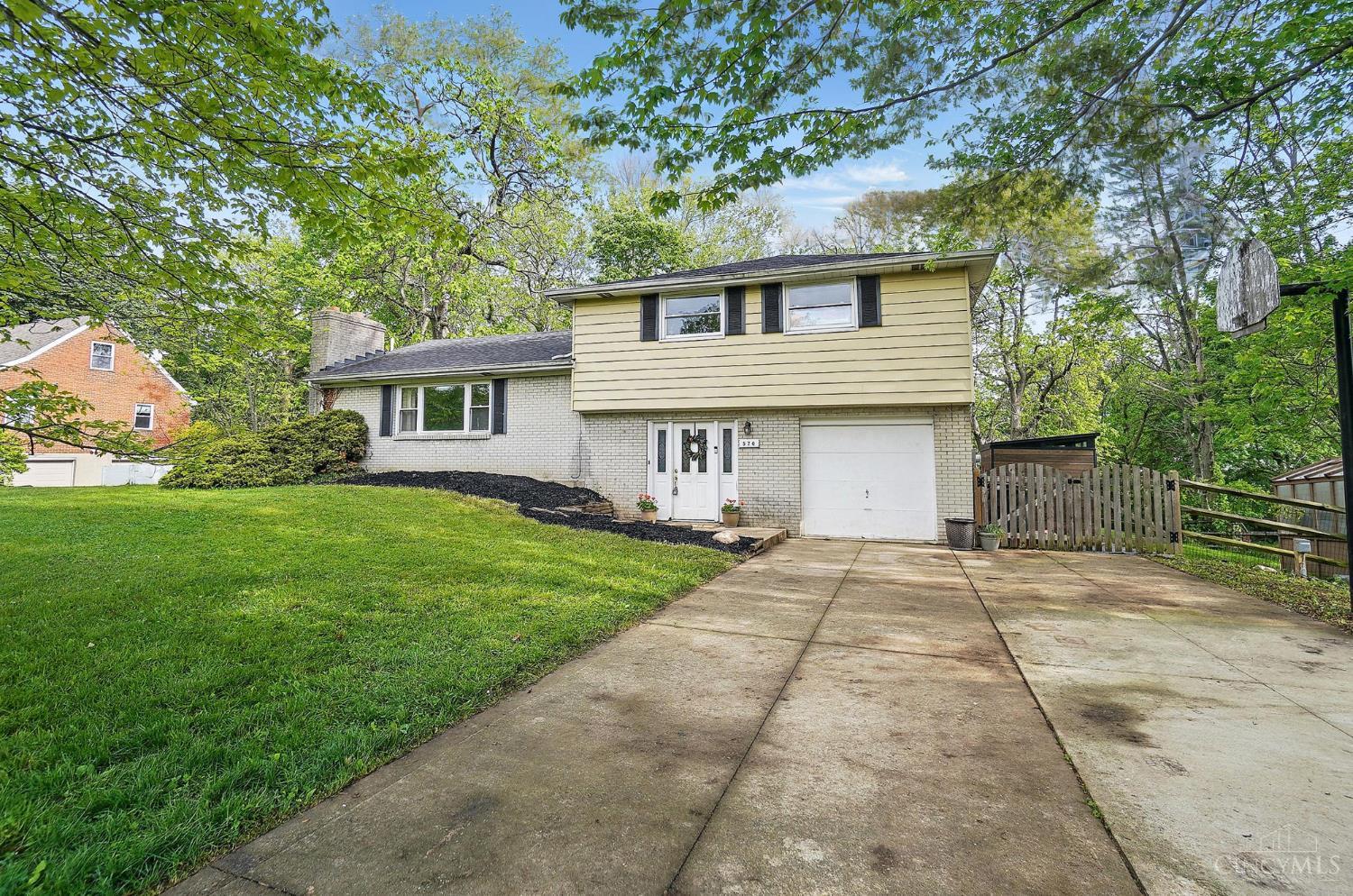 570 Cocinda Lane, Mason, Ohio image 4