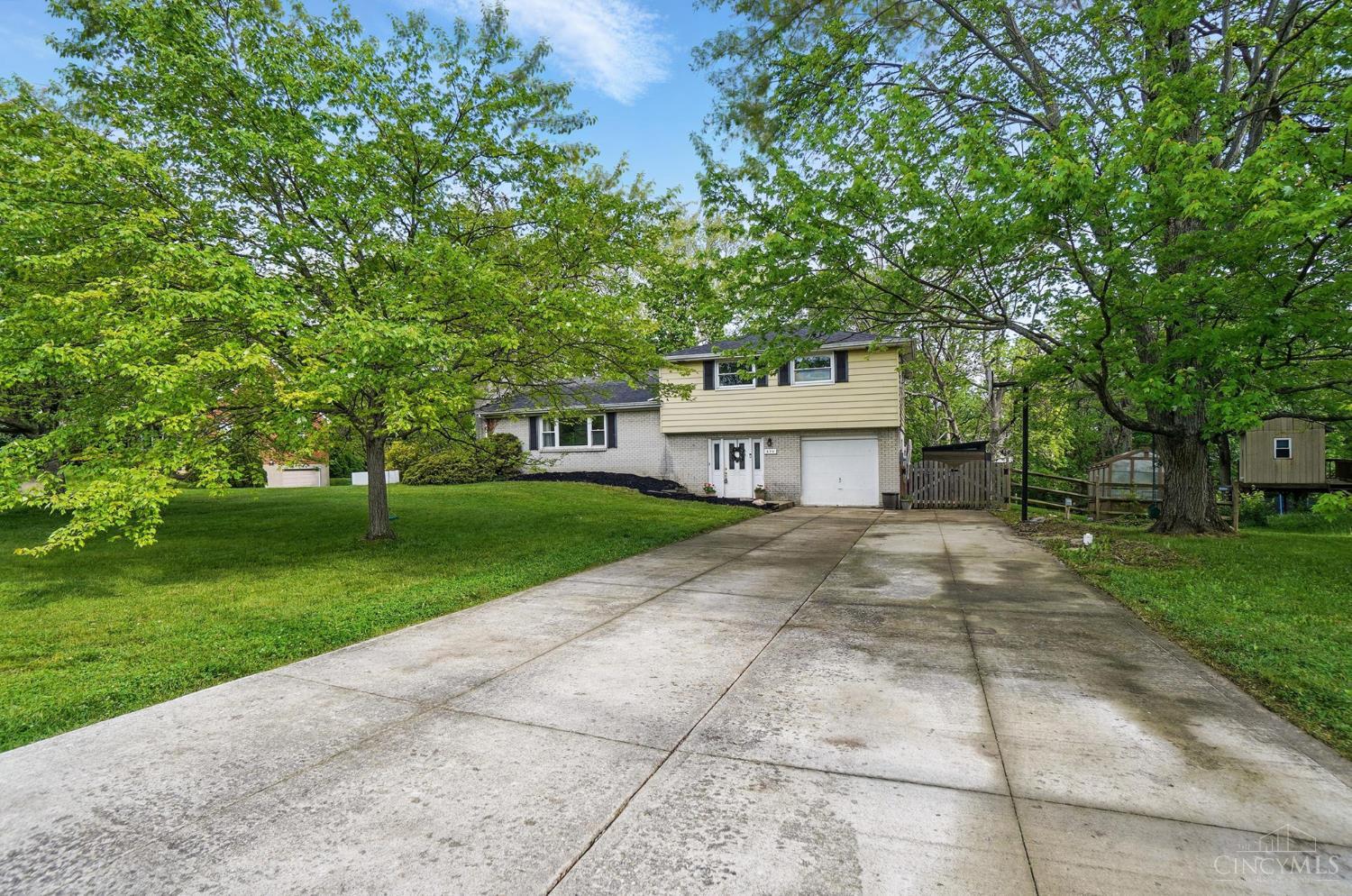 570 Cocinda Lane, Mason, Ohio image 3