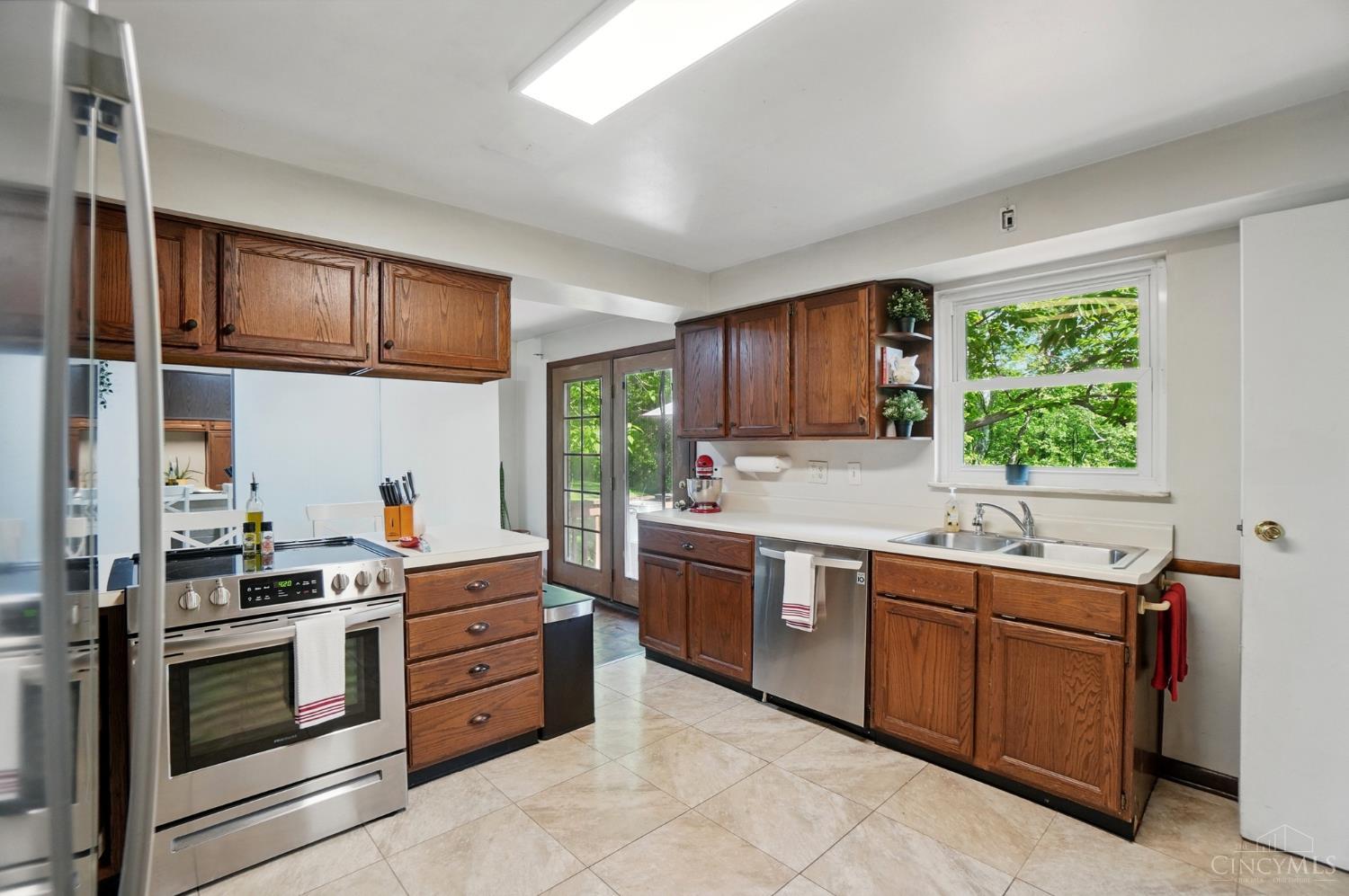 570 Cocinda Lane, Mason, Ohio image 19