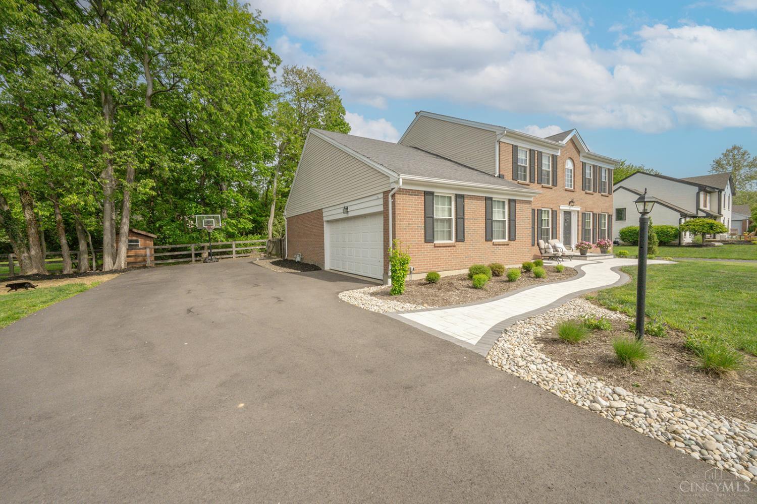 5601 Autumn Wynd Lane