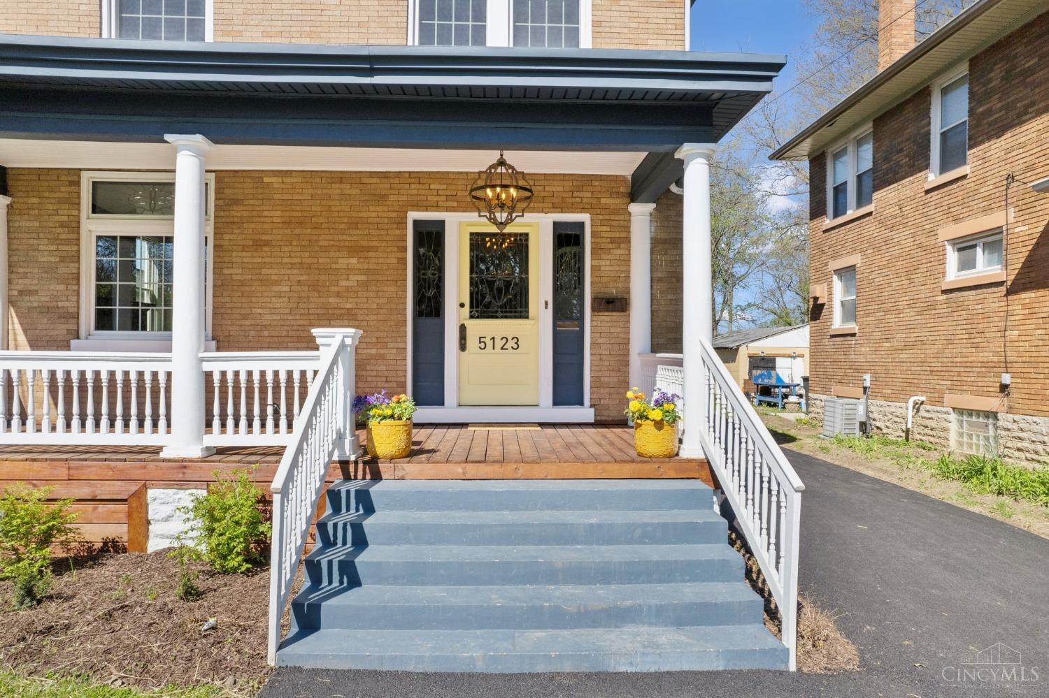 5123 Stewart Avenue, Cincinnati, Ohio image 3