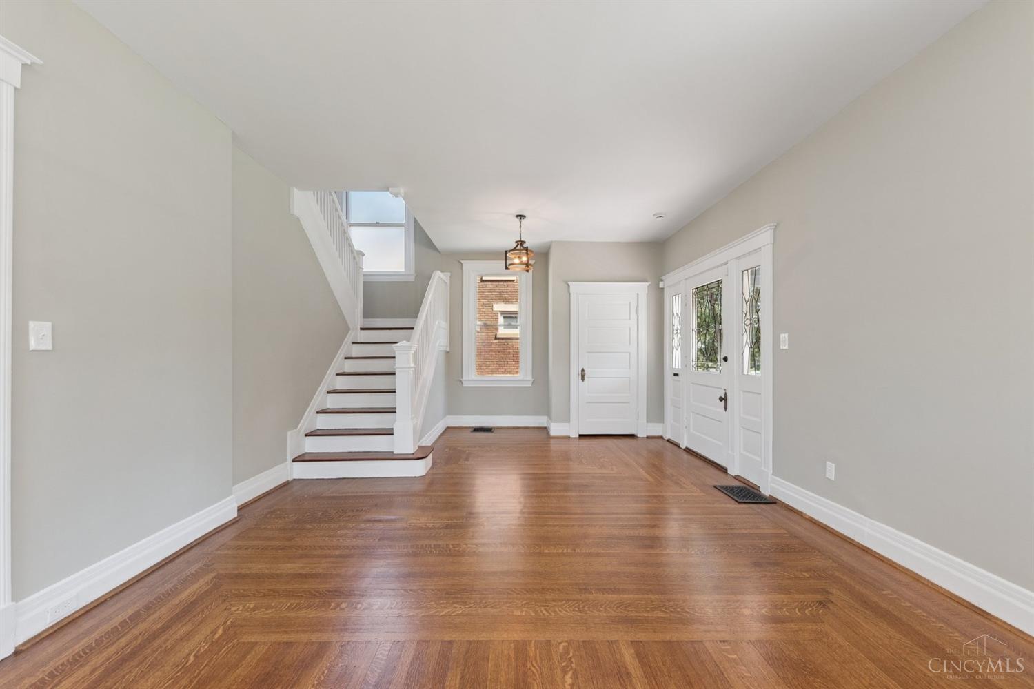 5123 Stewart Avenue, Cincinnati, Ohio image 11