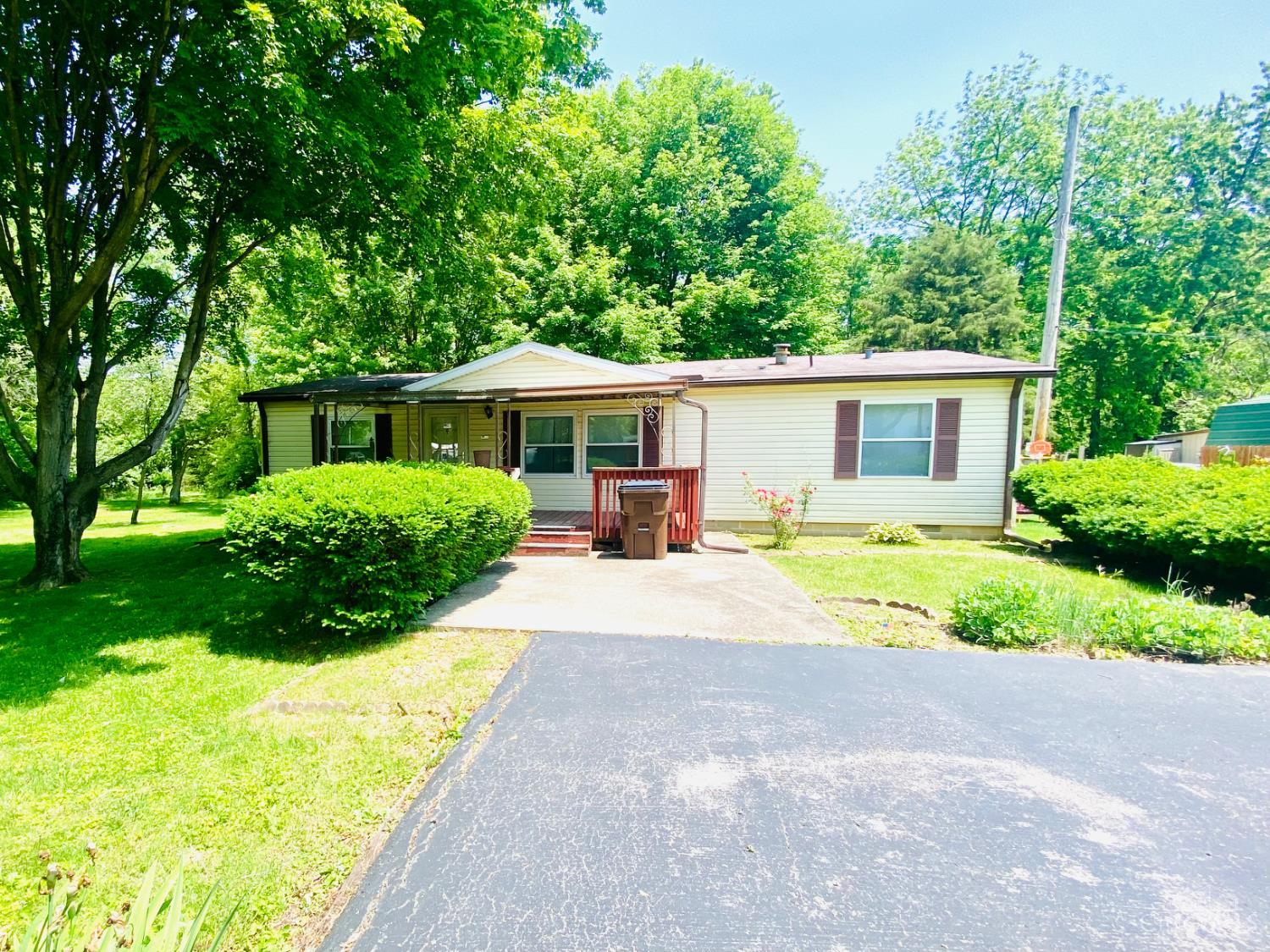 95 Orchard Avenue, Sabina, Ohio image 1