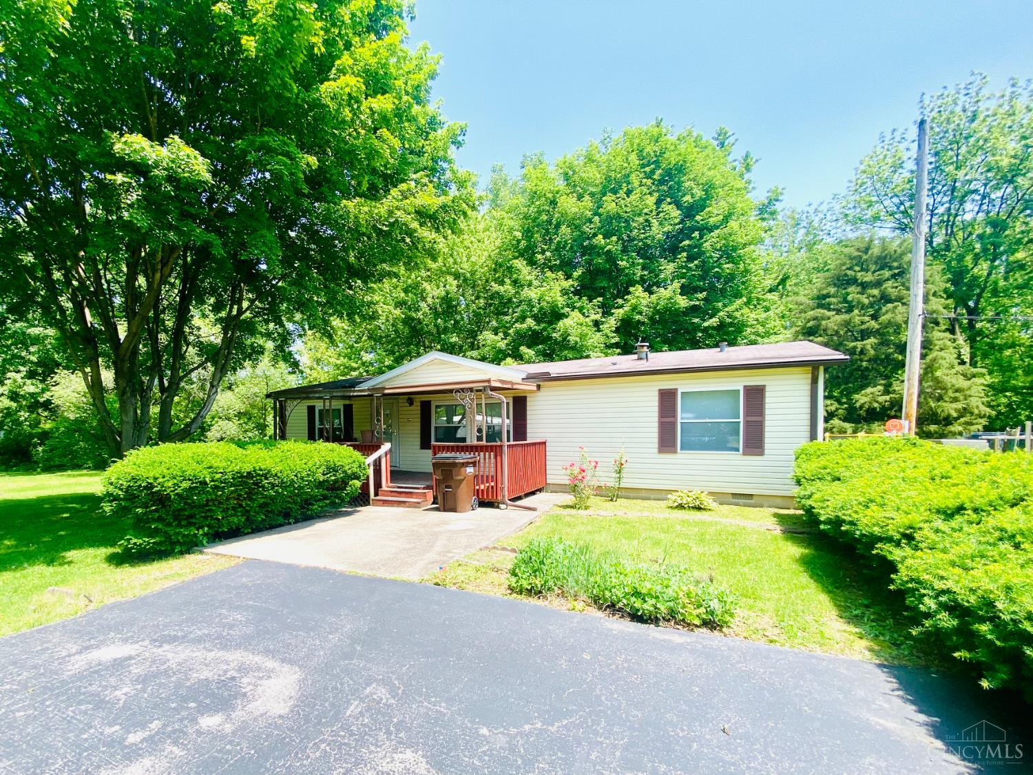 95 Orchard Avenue, Sabina, Ohio image 2