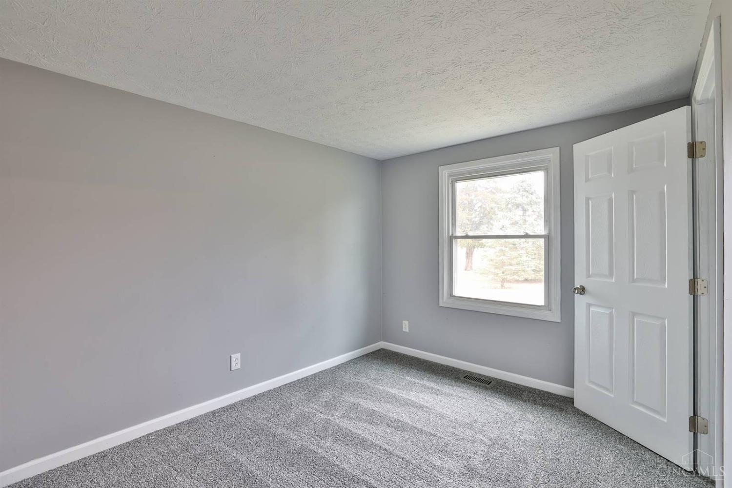 5751 Ross Road, Penn Twp, Ohio image 17