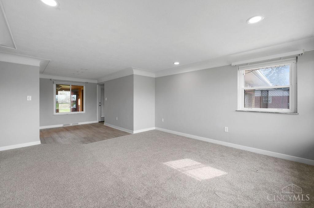 986 Western Row Road