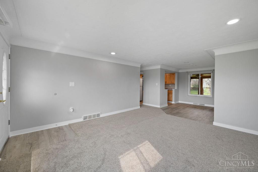 986 Western Row Road