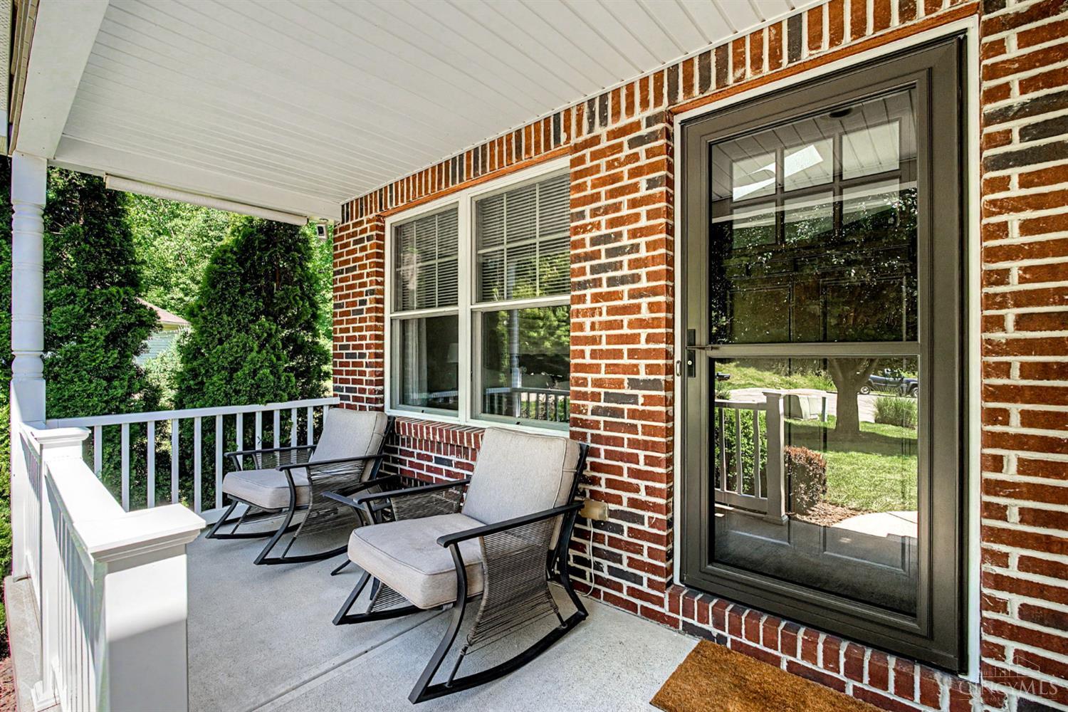 4921 Sir Gregory Way