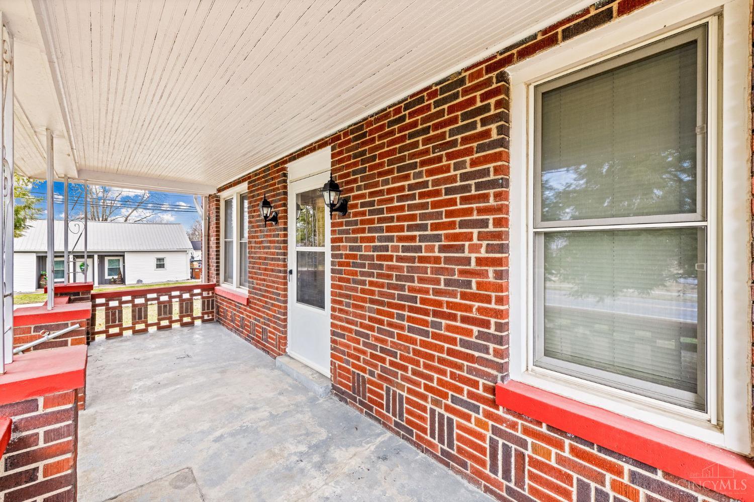 605 Light Street, Felicity, Ohio image 3