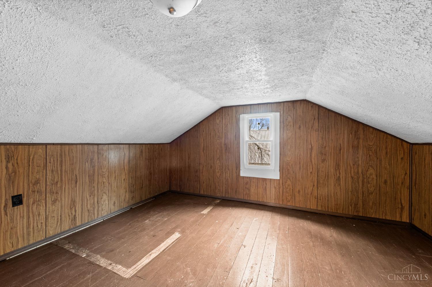 605 Light Street, Felicity, Ohio image 32