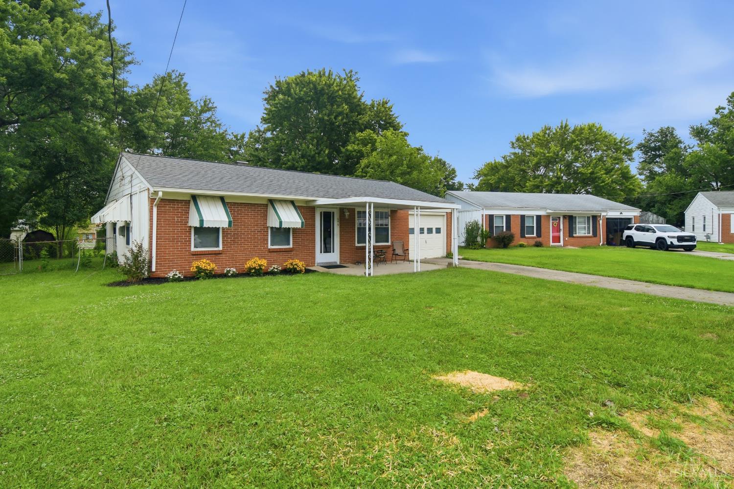 646 Bellaire Court