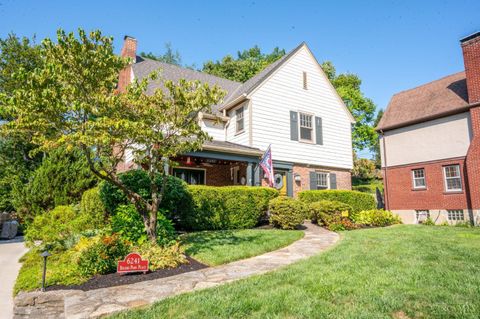 Photo of 6241 Rogers Park Place, Cincinnati, OH 45213 (MLS # 1857302)