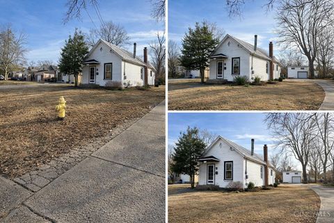 Photo of 6521 Glade Avenue, Cincinnati, OH 45230 (MLS # 1867413)