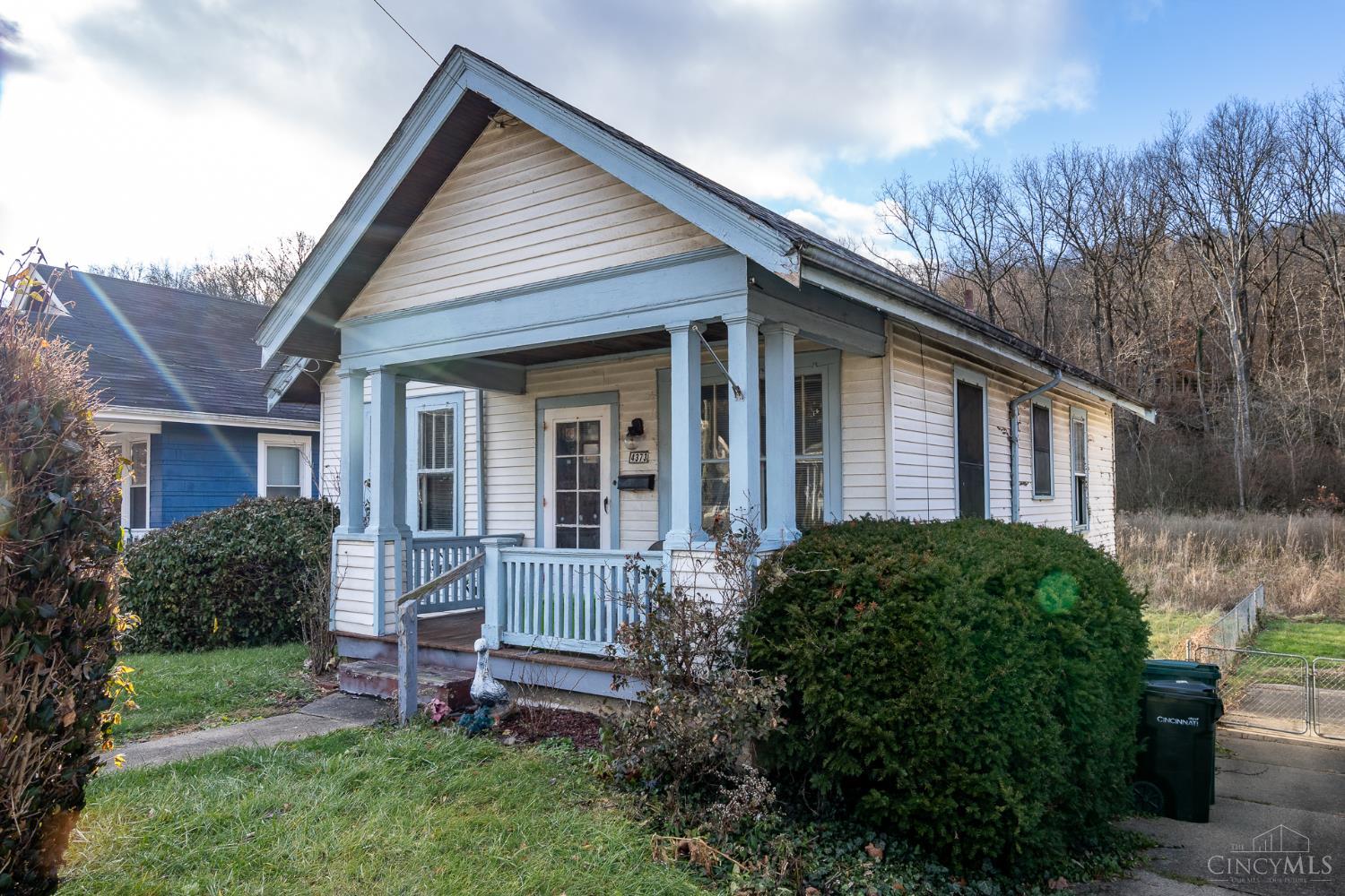 4373 Virginia Avenue