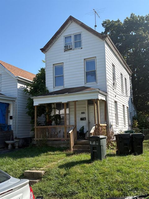 Photo of 1646 Dewey Avenue, Cincinnati, OH 45205 (MLS # 1856461)