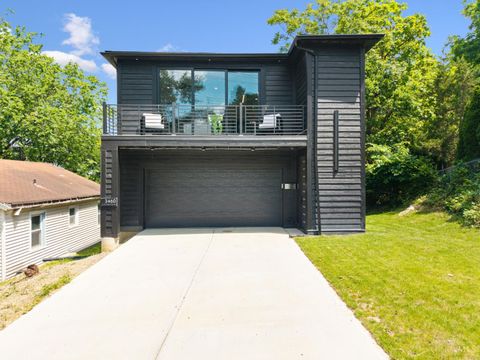 Homes For Sale - 3460 Grandview Avenue<br/> Sharonville, OH 45241
