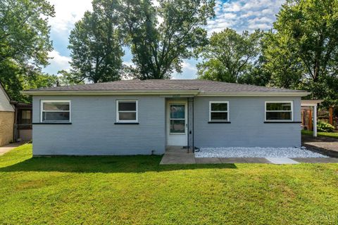 Photo of 6537 Craigland Court, Cincinnati, OH 45230 (MLS # 1855461)