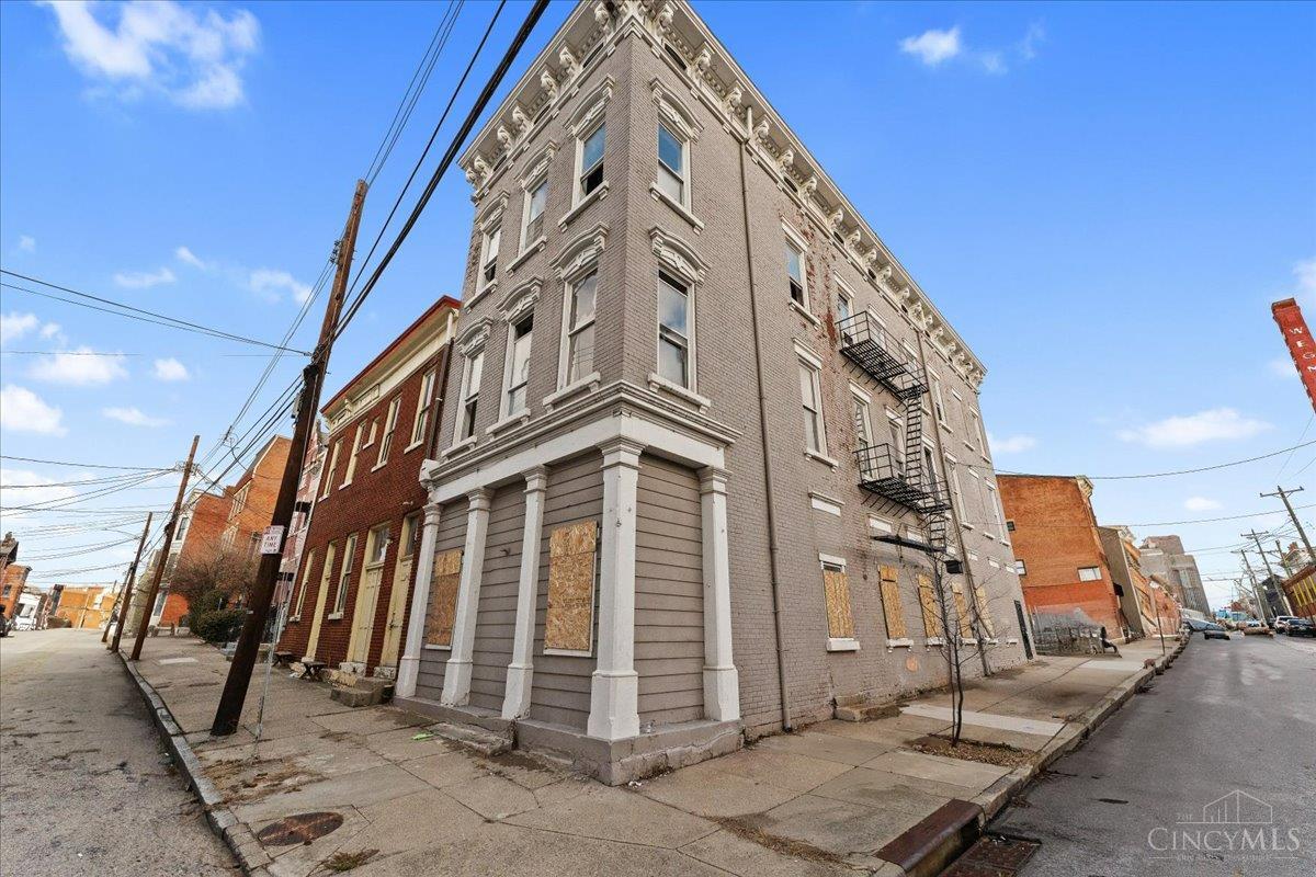 1900 Colerain Avenue