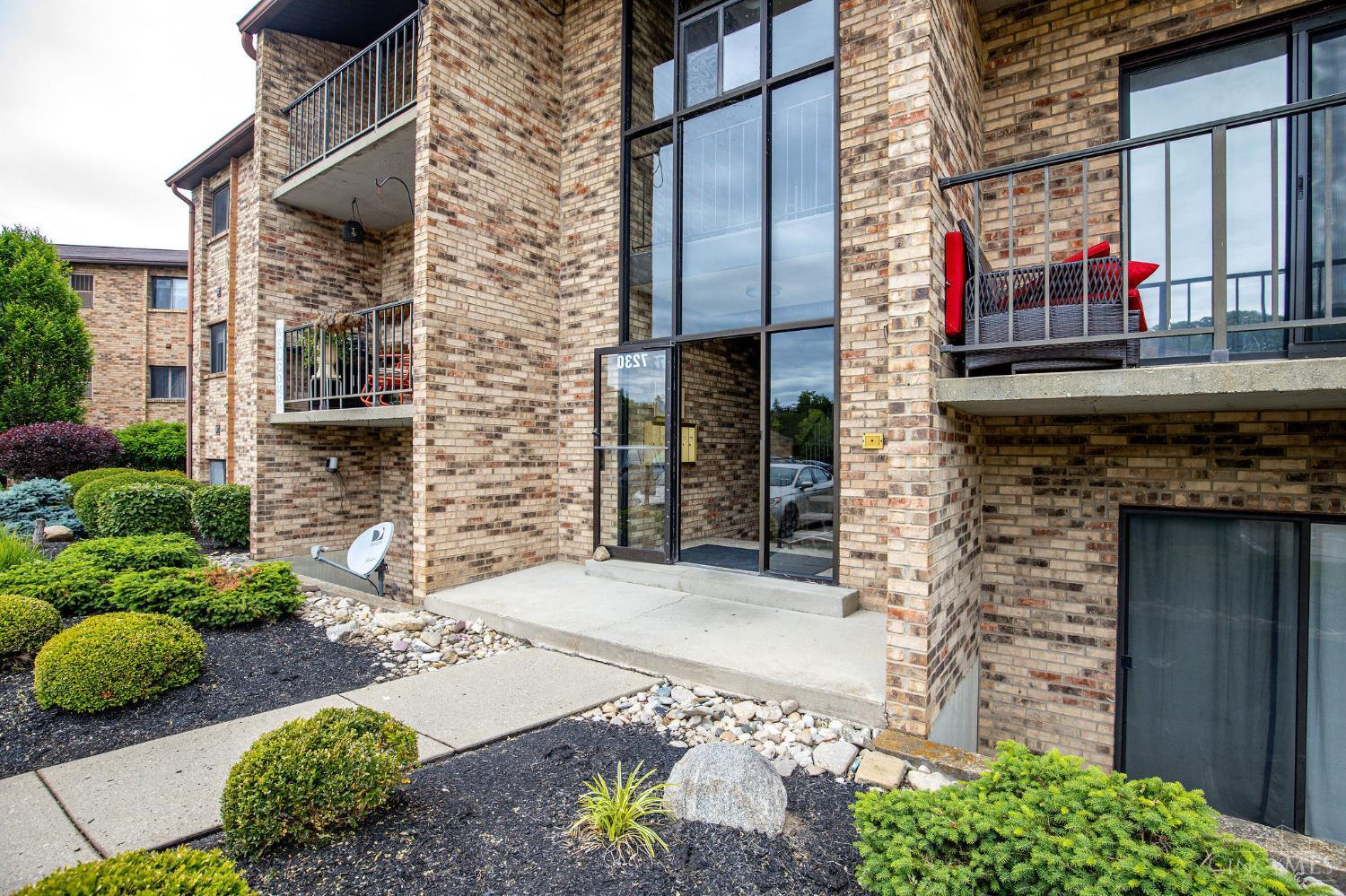 7230 Creekview Drive 11