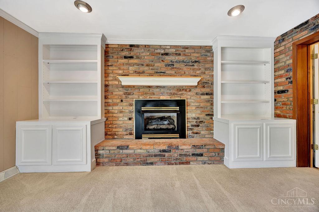 8714 Wuest Road, Colerain Twp, Ohio image 27