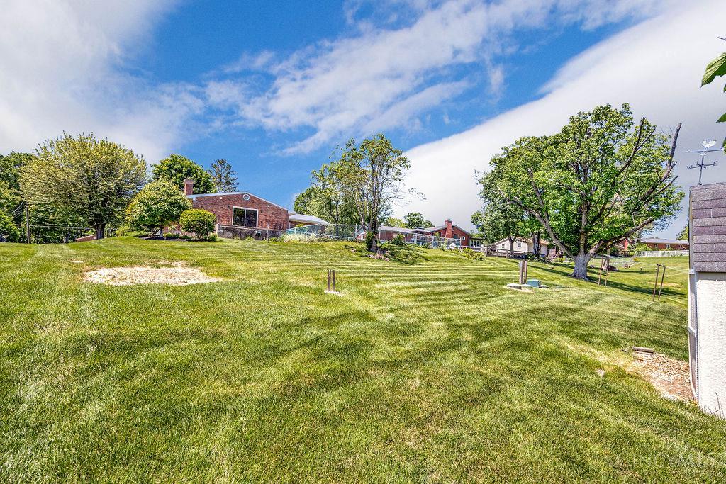 8714 Wuest Road, Colerain Twp, Ohio image 47