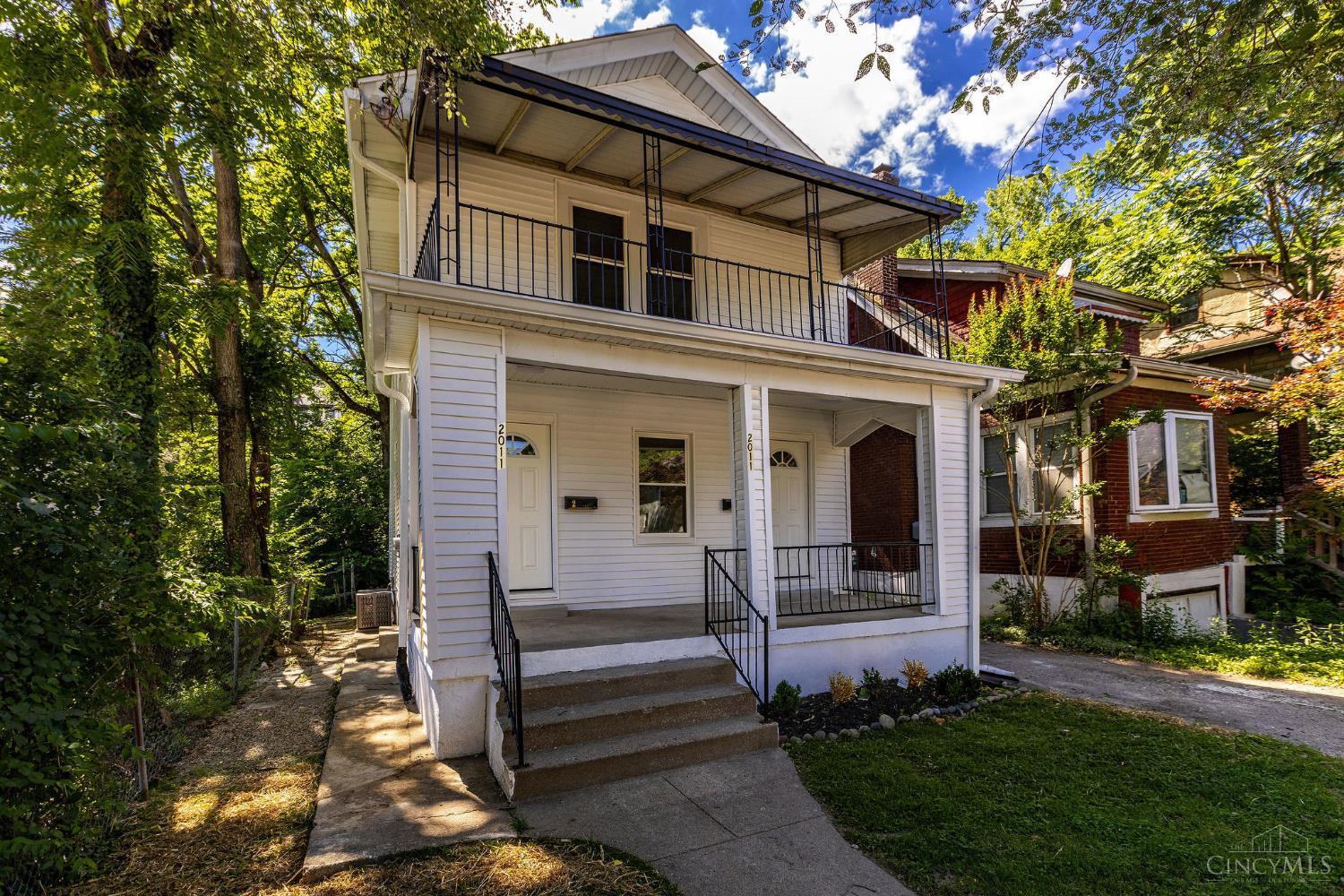 2011 Highland Avenue