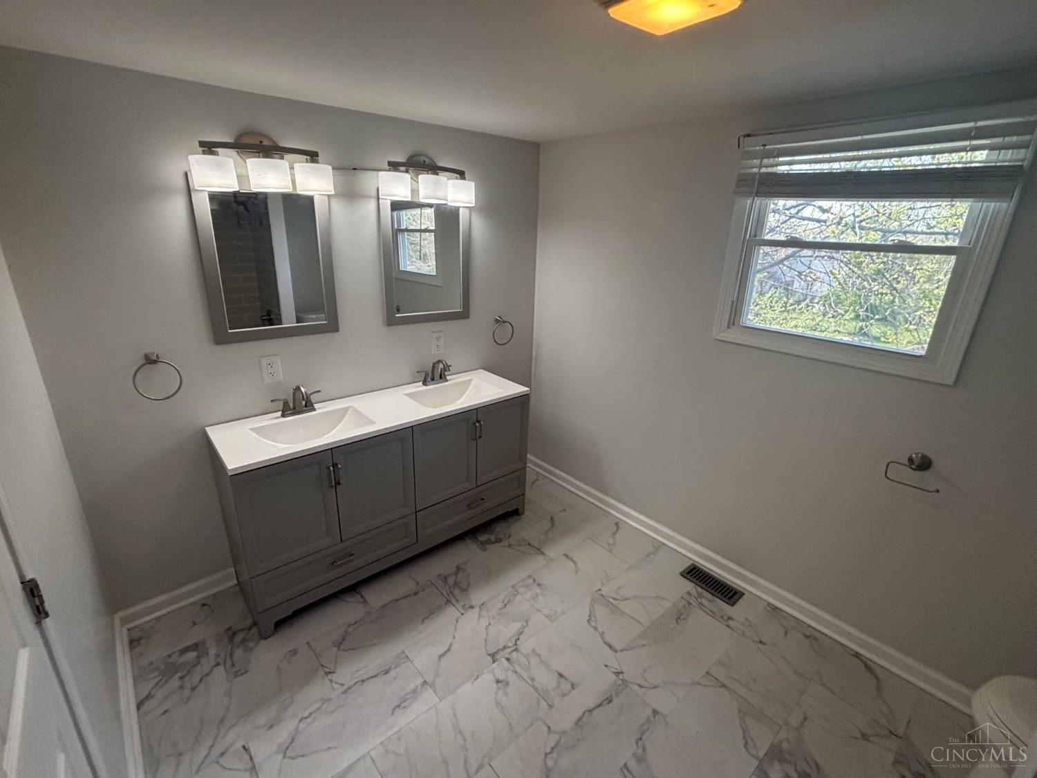 5311 Weltner Avenue, Cincinnati, Ohio image 15