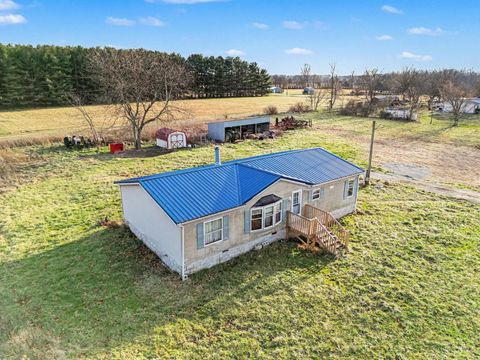 Photo of 7678 J Bolender Road, Lewis Township, OH 45120 (MLS # 1865095)