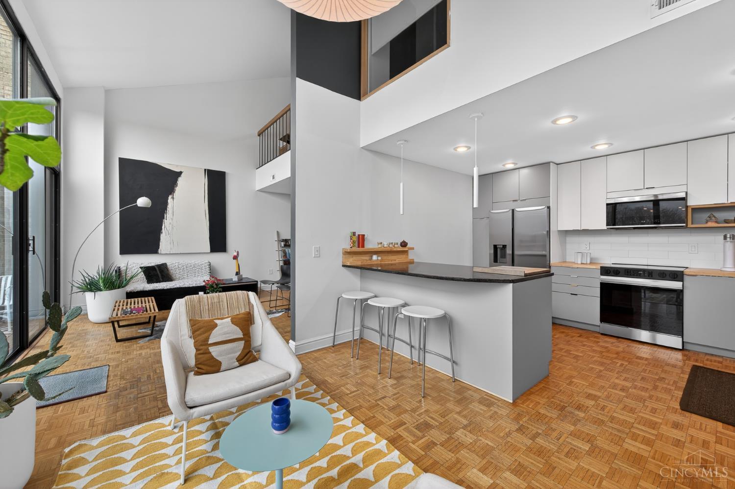 2003 Calvin Cliff Street