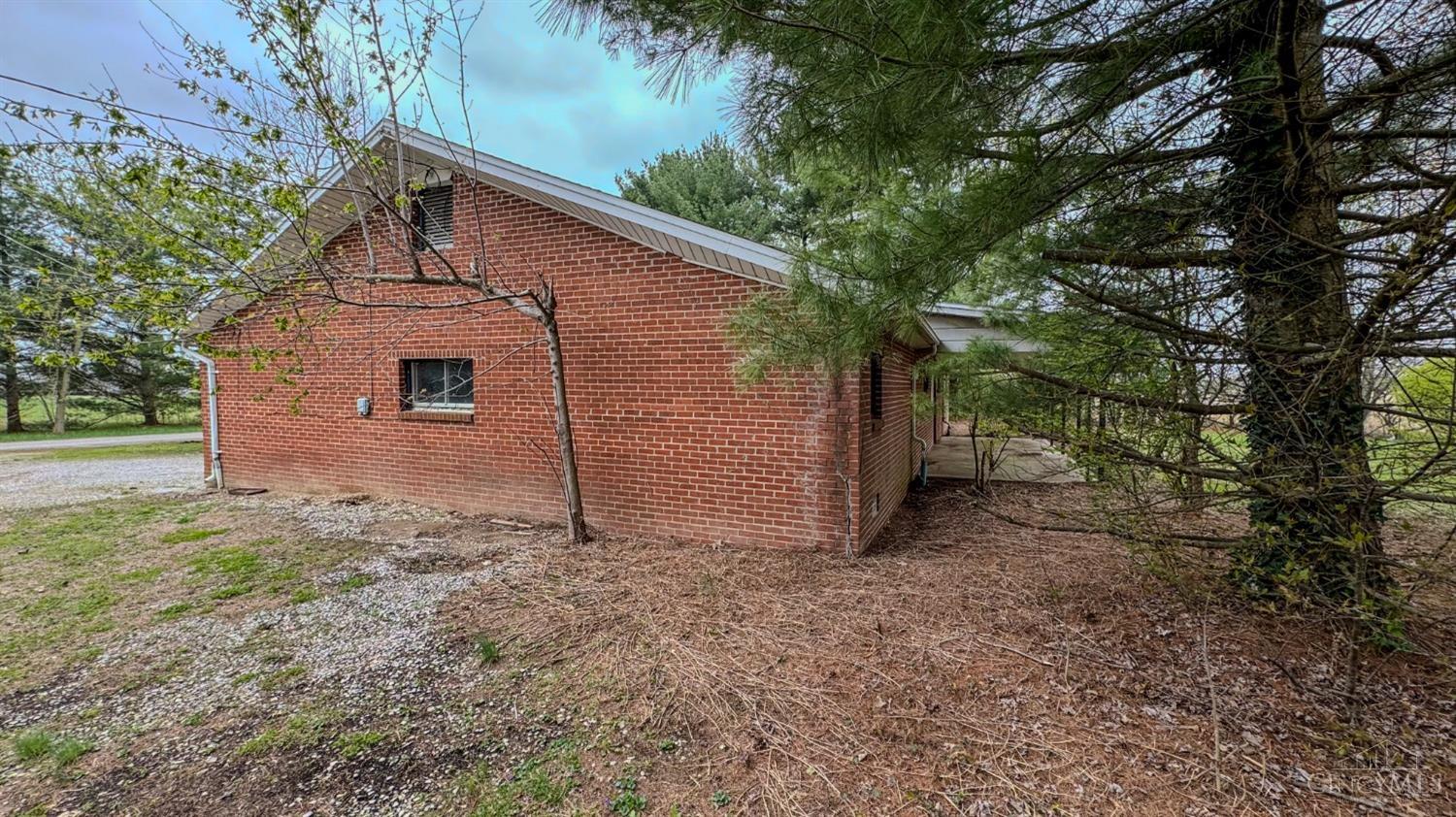 1649 W Main Street, Lewis Twp, Ohio image 8
