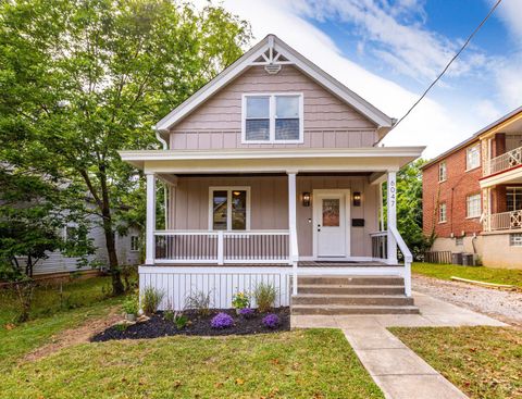 Photo of 6047 Kennedy Avenue, Cincinnati, OH 45213 (MLS # 1860145)