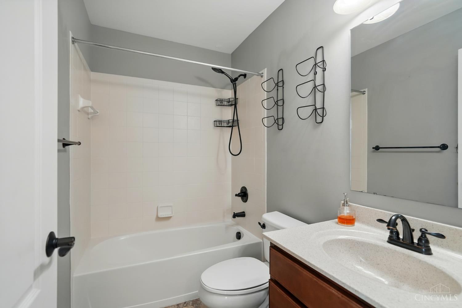 6849 Gray Wolf Drive, Hamilton Twp, Ohio image 27