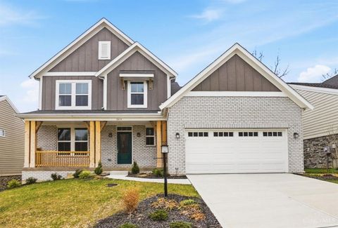 Photo of 2615 Golden Leaf Drive, Beavercreek, OH 45431 (MLS # 1873975)
