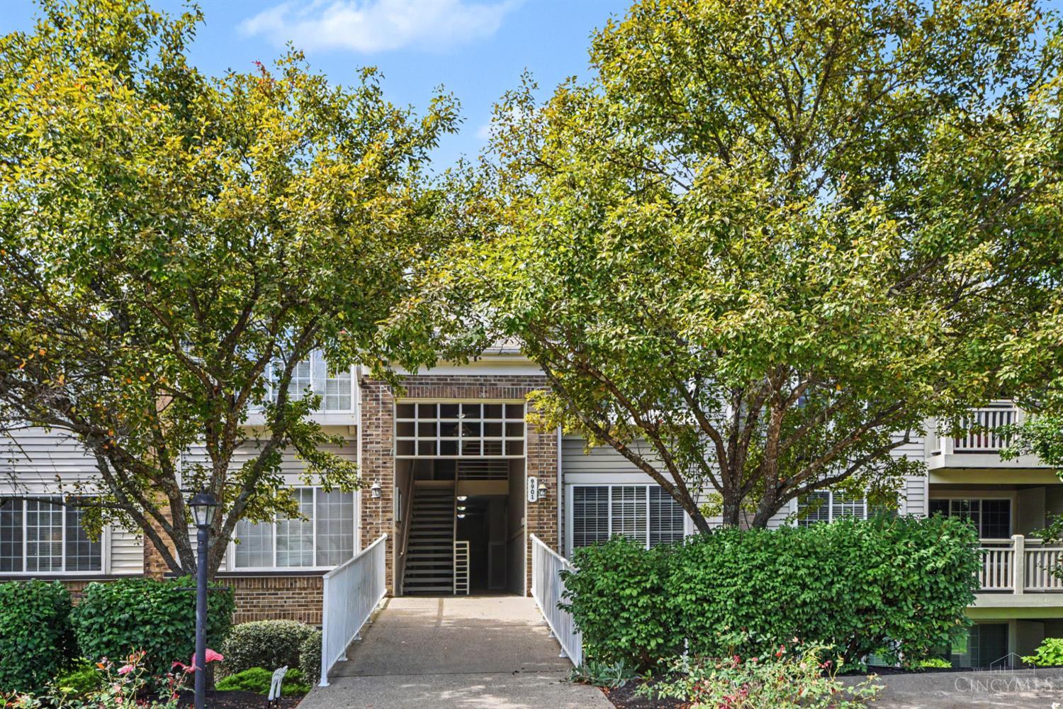 9901 Regatta Drive 205