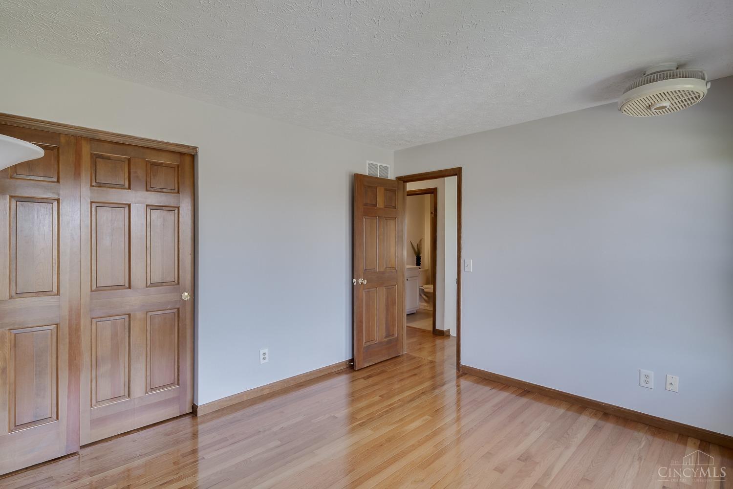 8275 Lindfield Dr Dr, West Chester, Ohio image 39