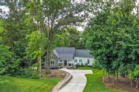 Photo of 10036 Laurel Glen Drive, Hamilton Township, OH 45140 (MLS # 1886931)
