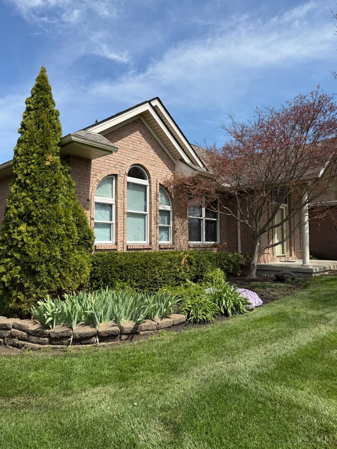 5921 Fairway Drive