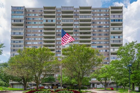 Photo of 2324 Madison Road #209, Cincinnati, OH 45208 (MLS # 1852336)