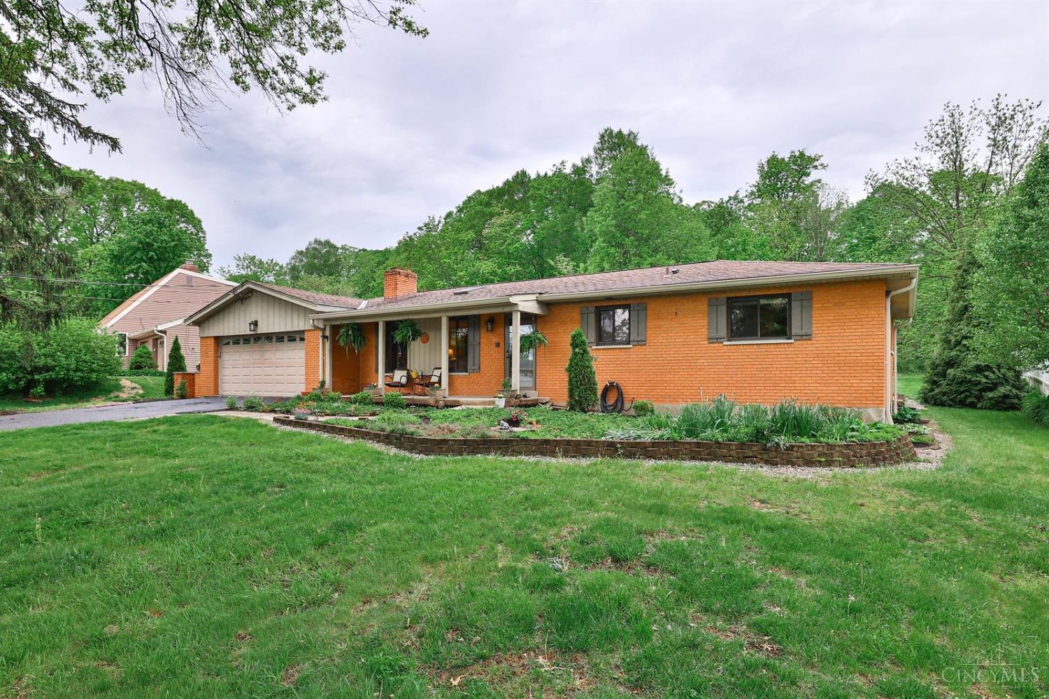 10435 Zocalo Drive, Colerain Twp, Ohio image 2