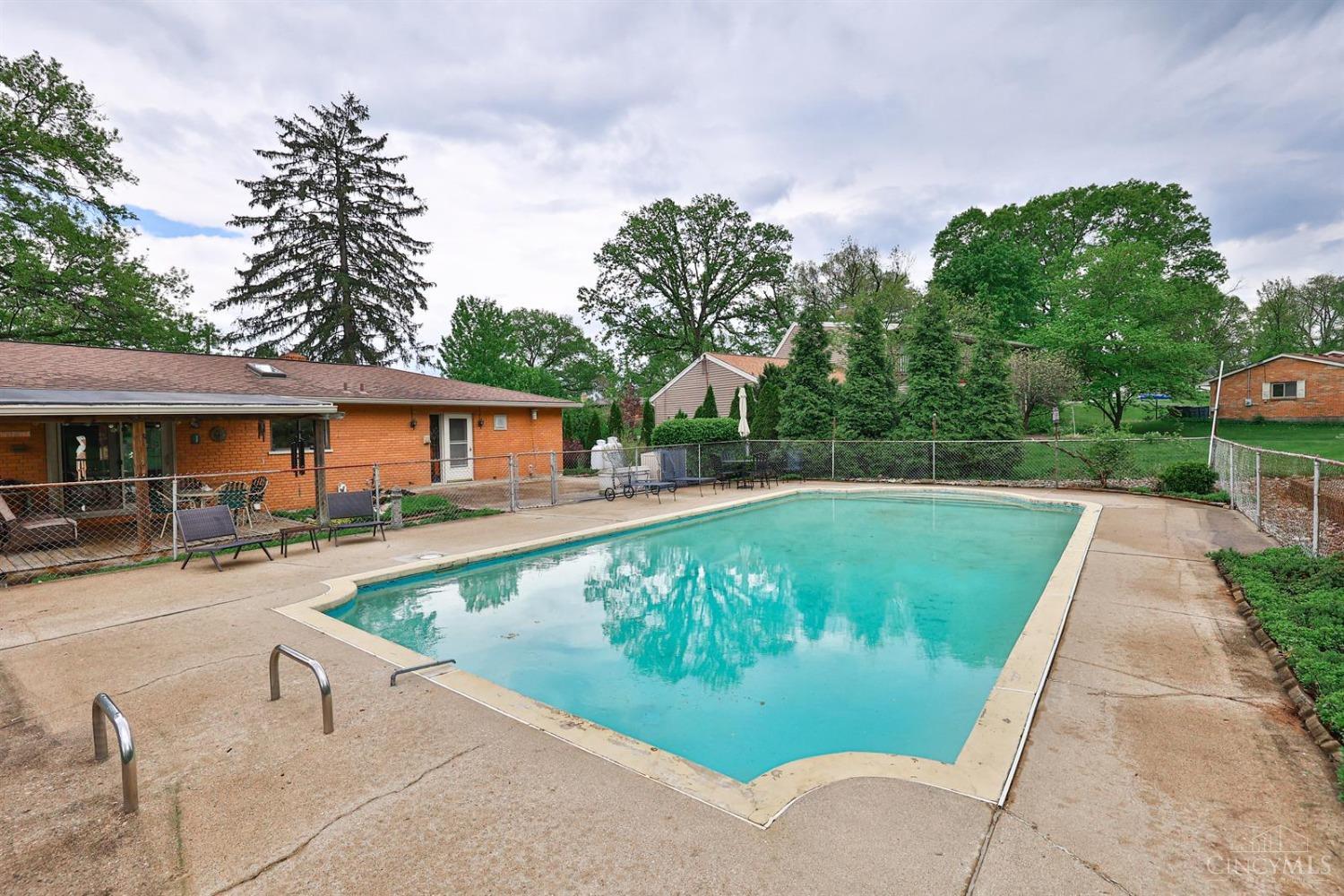 10435 Zocalo Drive, Colerain Twp, Ohio image 38