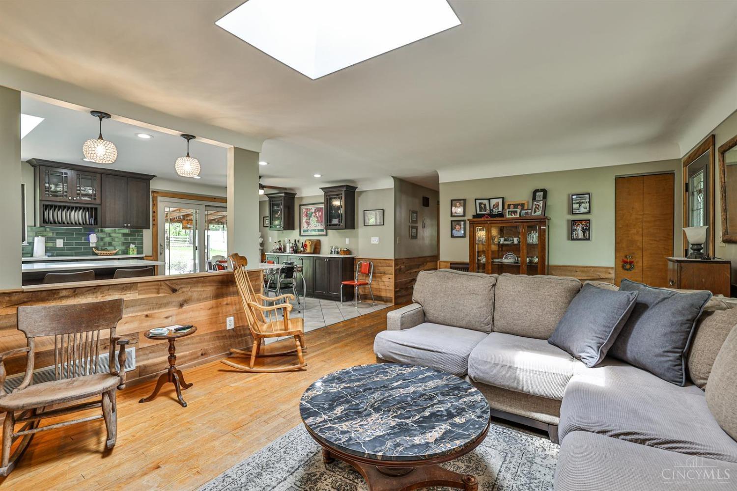 10435 Zocalo Drive, Colerain Twp, Ohio image 9