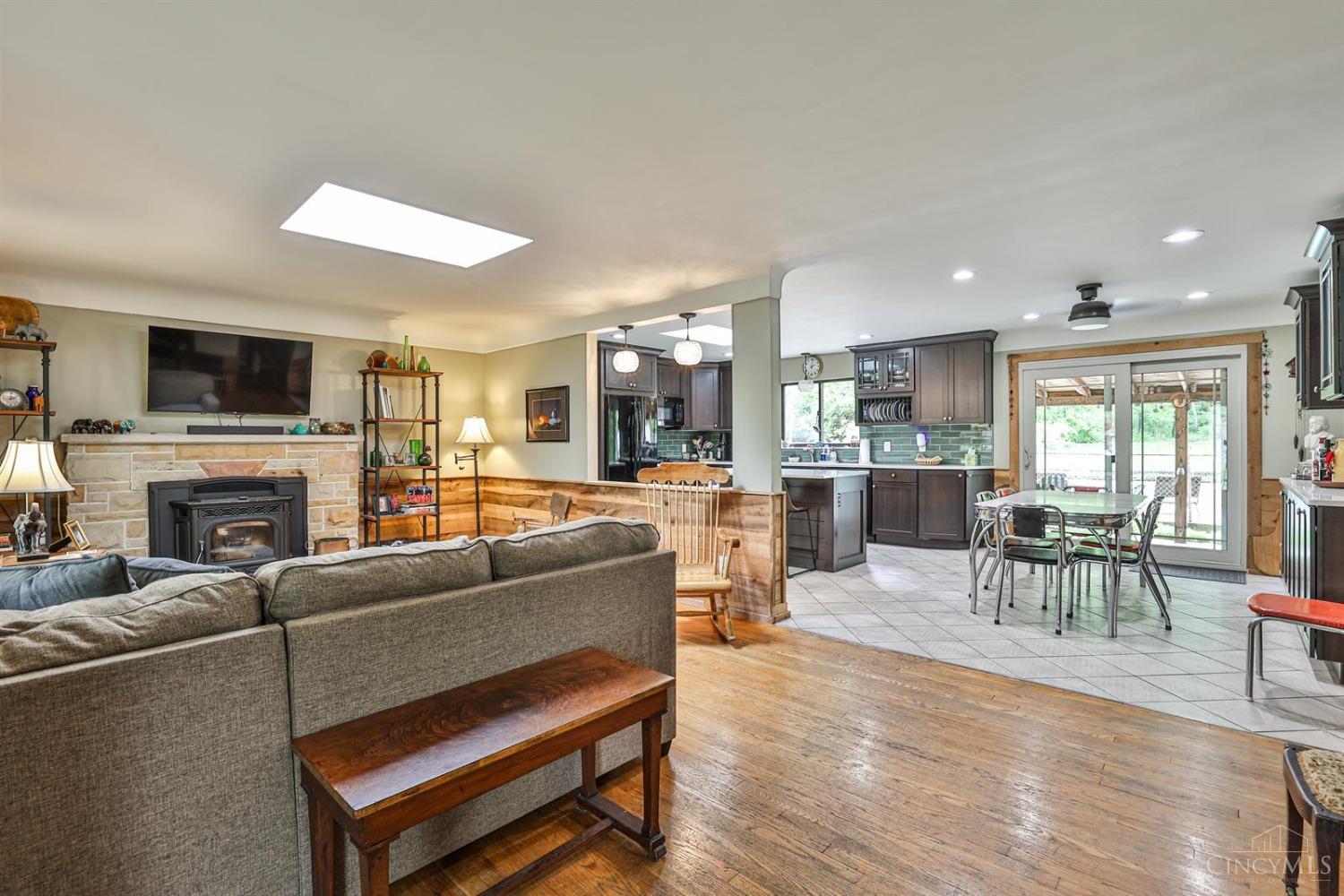 10435 Zocalo Drive, Colerain Twp, Ohio image 5